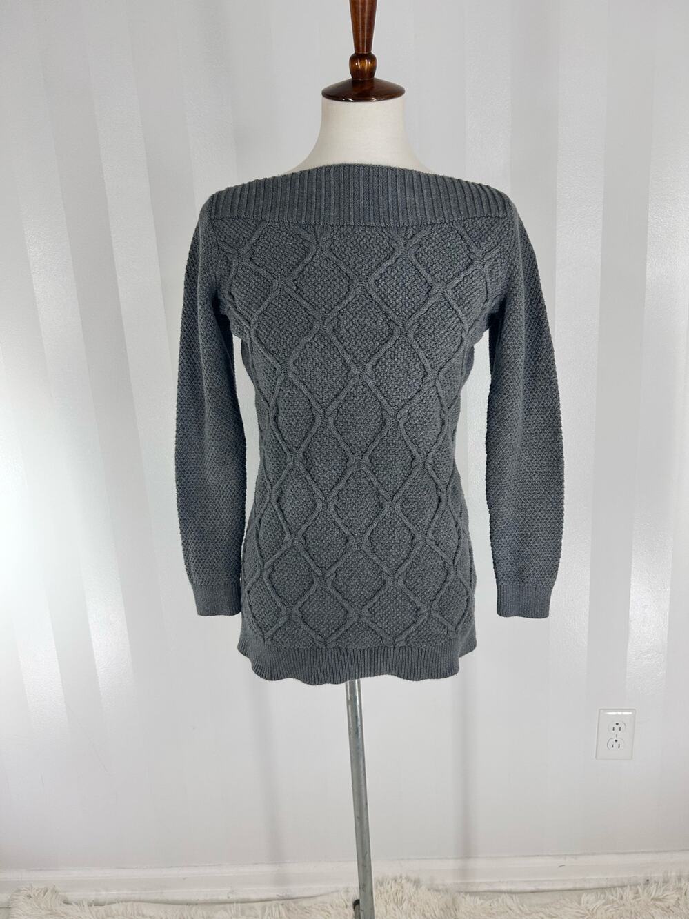 LOFT Gray Cable Knit Boat Neck Sweater Sz M